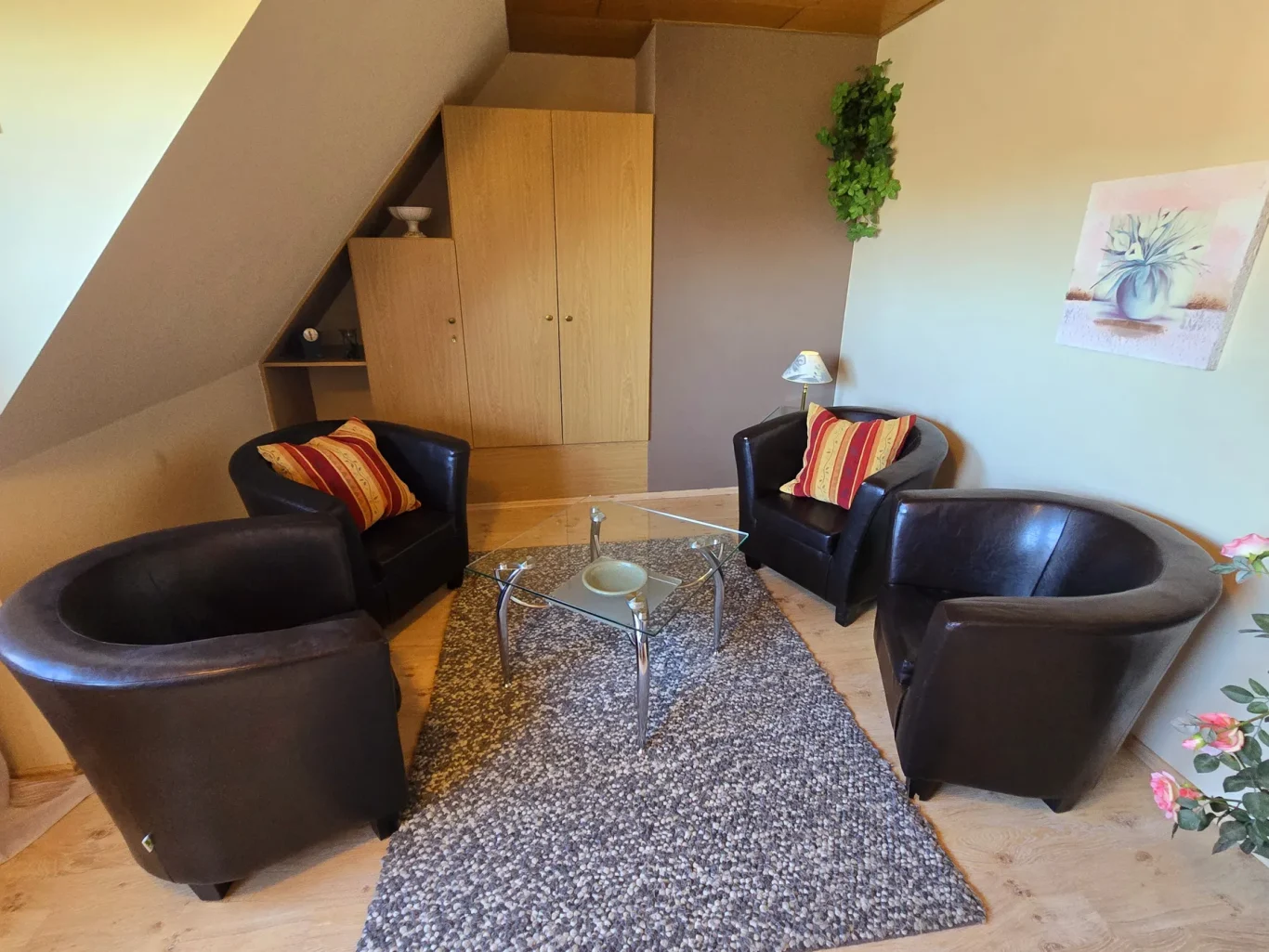 Wohnzimmer Helles Wohnzimmer in Ferienwohnung auf Fehmarn mit gemütlicher Einrichtung