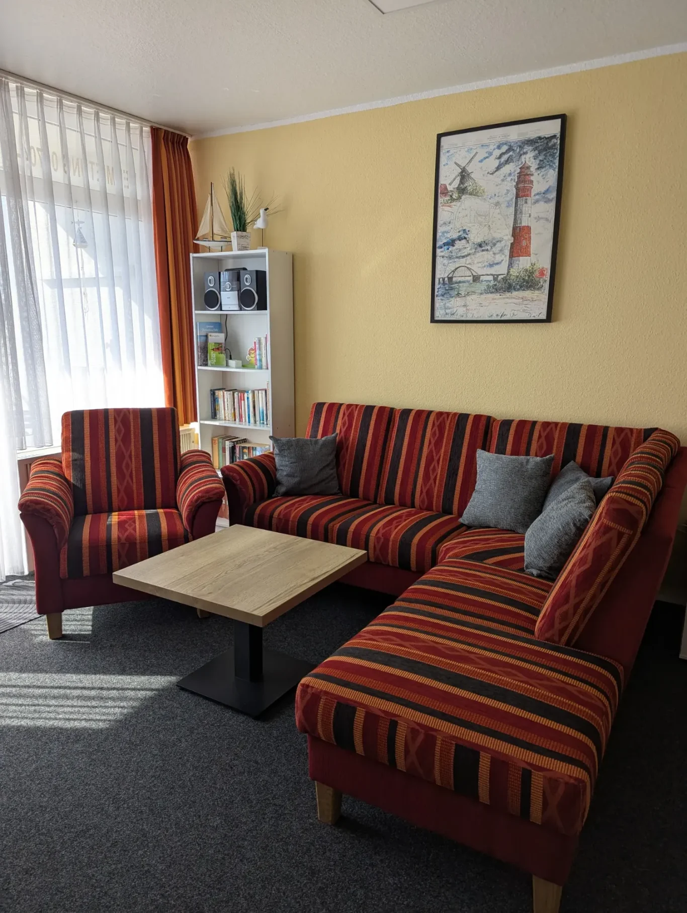 Wohnzimmer Wohnzimmer mit Sofa auf Fehmarn