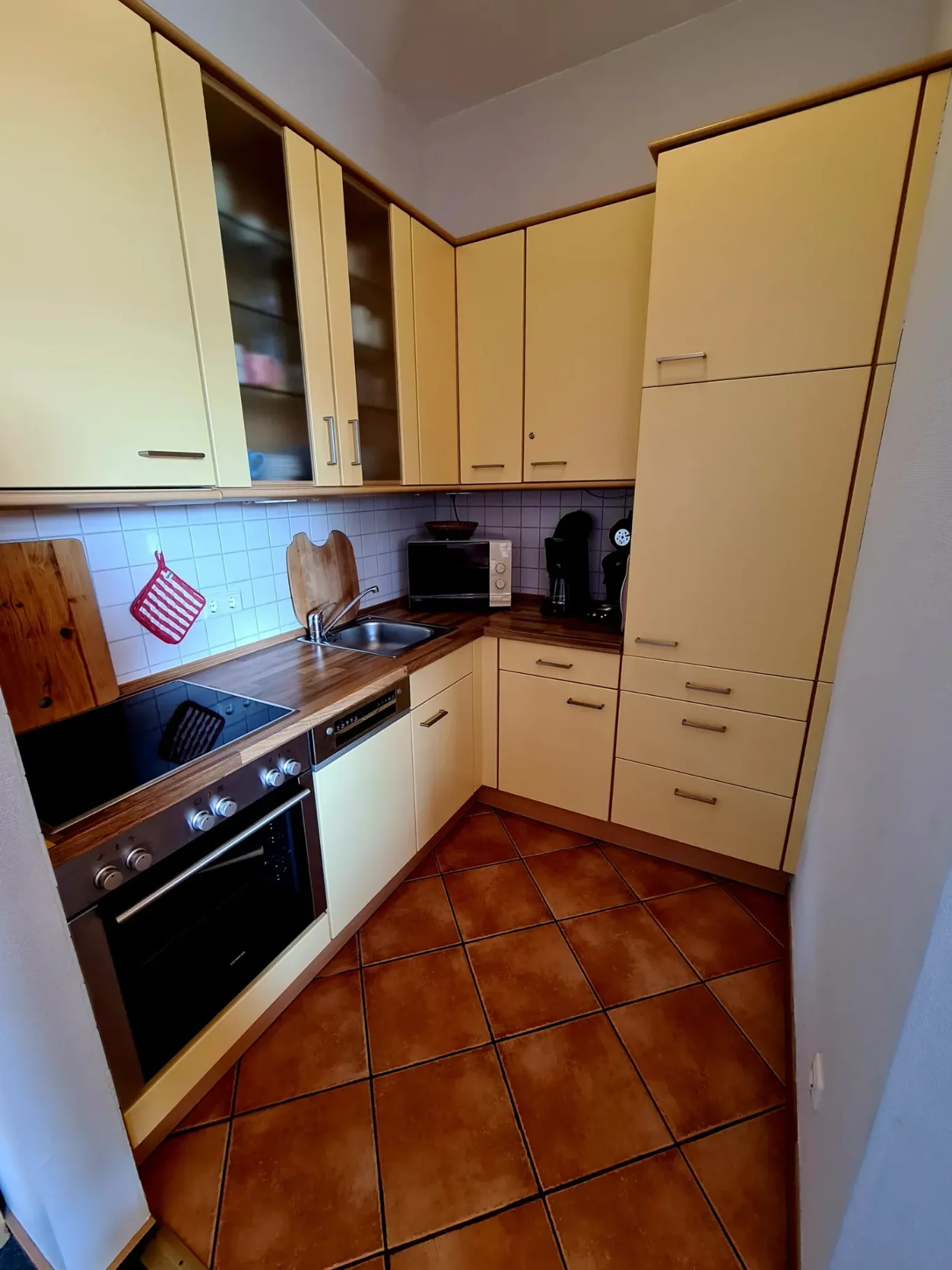 Küchenzeile Küche in Ferienwohnung auf Fehmarn