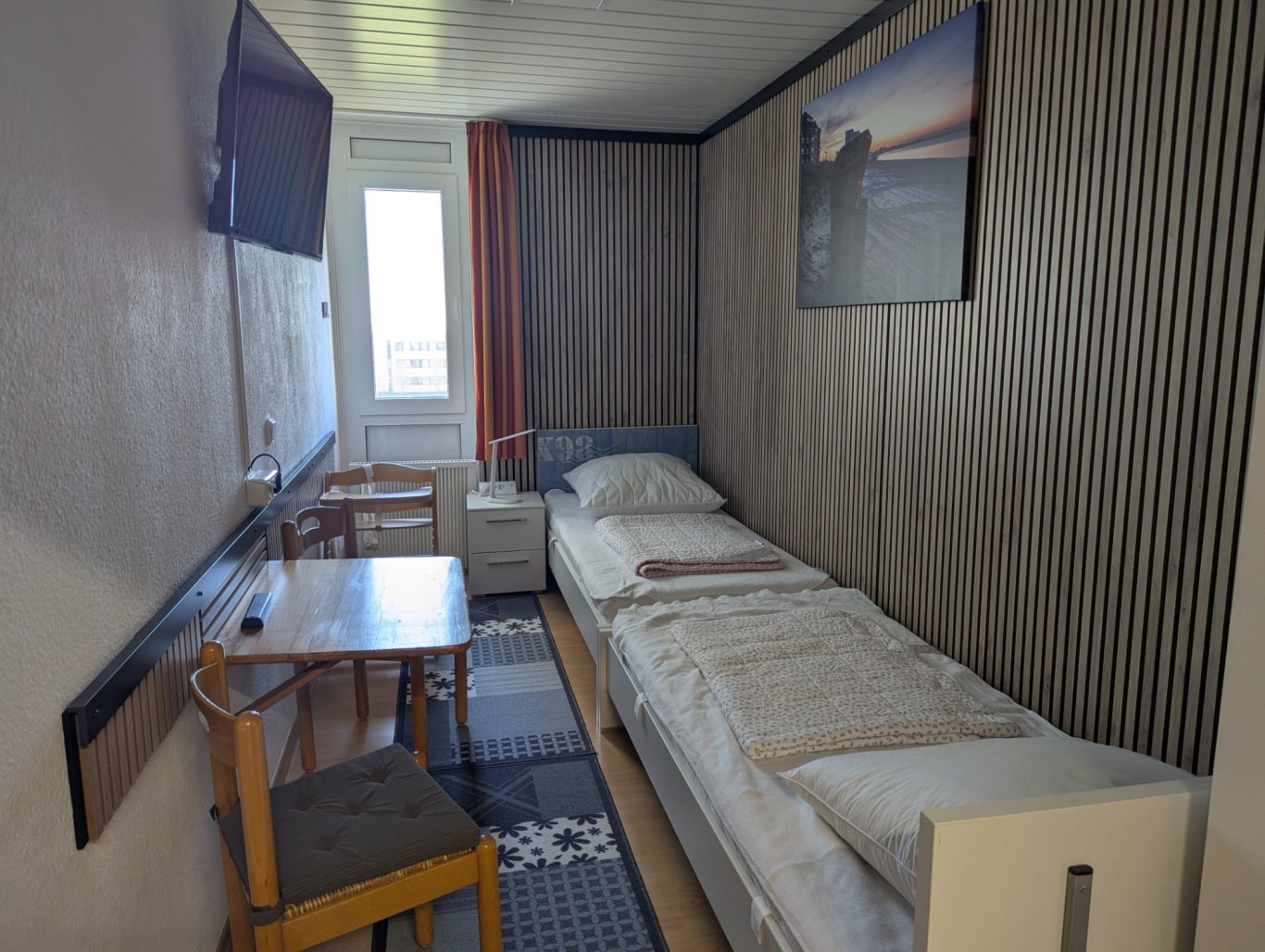 sep. Schlafzimmer mit Einzelbetten