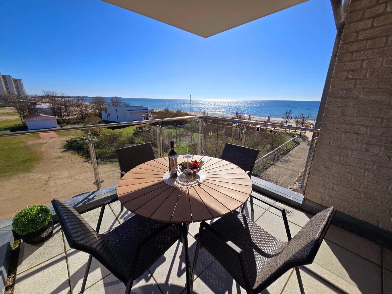 Balkon mit Ostseeblick